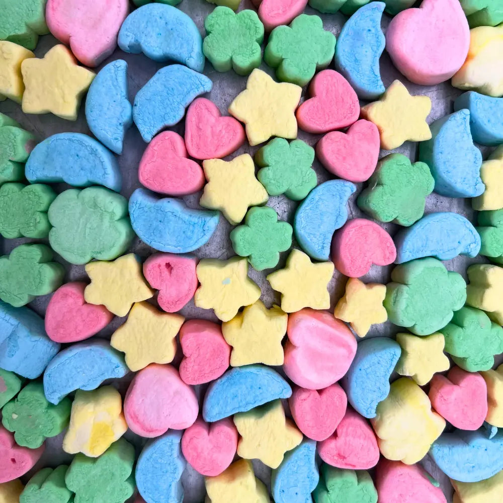 freeze-dried-lucky-charms-marshmallows-candies